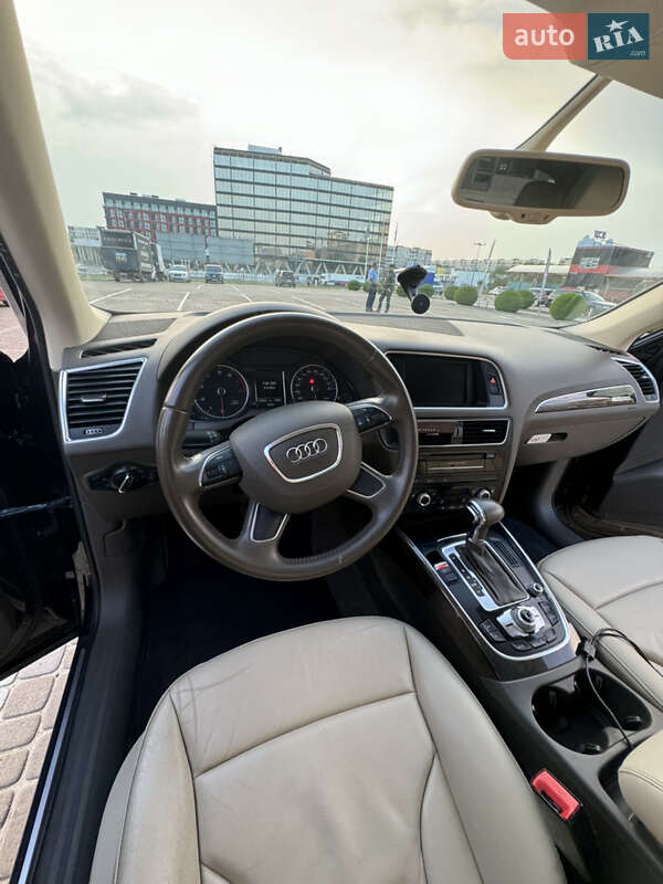 Внедорожник / Кроссовер Audi Q5 2012 в Львове