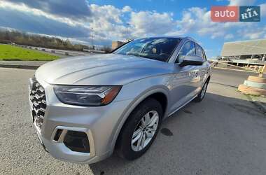 Внедорожник / Кроссовер Audi Q5 2022 в 
