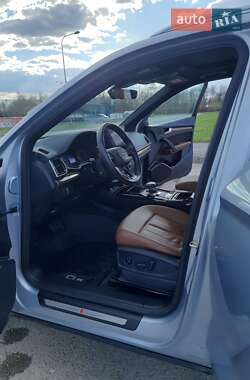 Внедорожник / Кроссовер Audi Q5 2022 в 