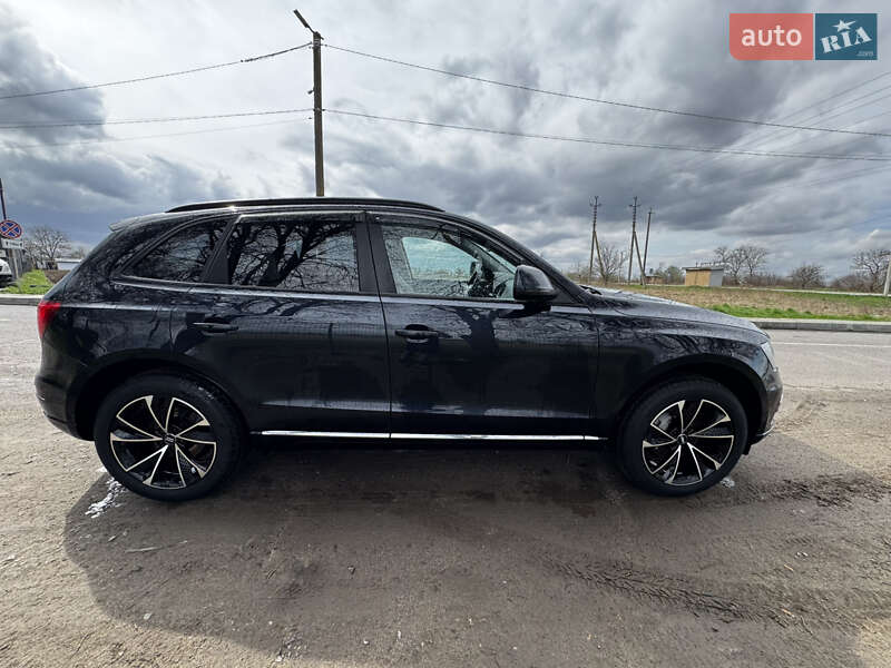 Позашляховик / Кросовер Audi Q5 2013 в Львові