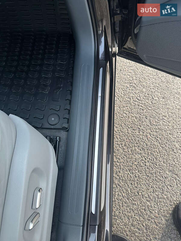 Внедорожник / Кроссовер Audi Q5 2014 в Харькове фото 12 Внедорожник / Кроссовер Audi Q5 2014 в Харькове