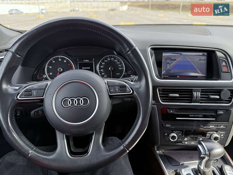 Внедорожник / Кроссовер Audi Q5 2016 в Львове