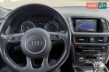 Внедорожник / Кроссовер Audi Q5 2016 в 