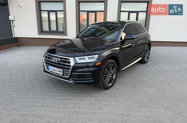 Позашляховик / Кросовер Audi Q5 2017 в 