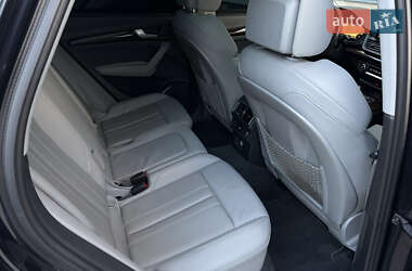 Позашляховик / Кросовер Audi Q5 2017 в 