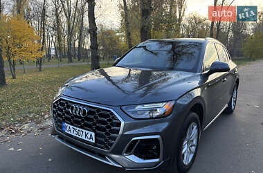 Внедорожник / Кроссовер Audi Q5 2022 в Киеве