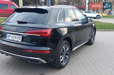 Внедорожник / Кроссовер Audi Q5 2022 в 