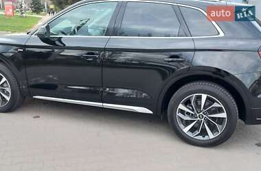 Внедорожник / Кроссовер Audi Q5 2022 в 