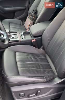 Внедорожник / Кроссовер Audi Q5 2022 в 