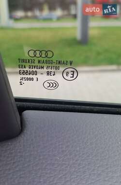 Внедорожник / Кроссовер Audi Q5 2022 в 