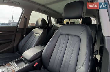 Внедорожник / Кроссовер Audi Q5 2017 в 