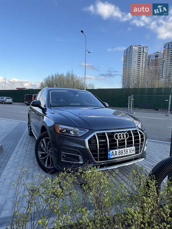 Внедорожник / Кроссовер Audi Q5 2020 в Киеве