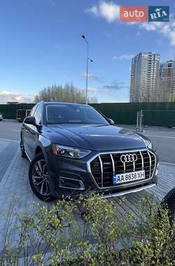 Внедорожник / Кроссовер Audi Q5 2020 в 