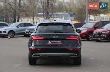 Внедорожник / Кроссовер Audi Q5 2019 в 