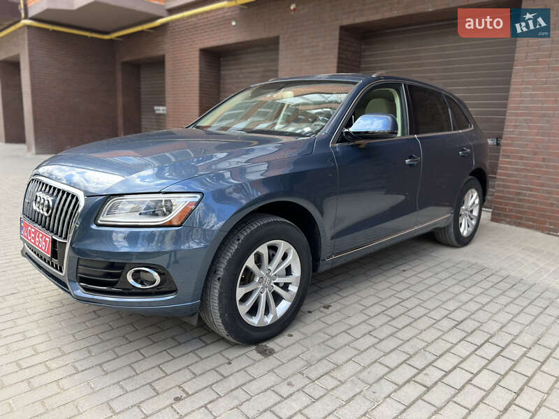 Внедорожник / Кроссовер Audi Q5 2015 в 