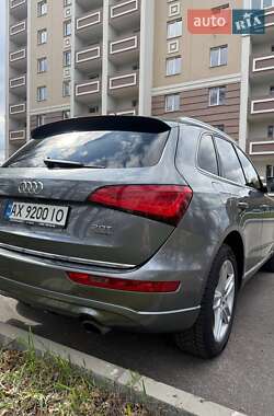 Внедорожник / Кроссовер Audi Q5 2015 в 