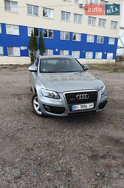 Внедорожник / Кроссовер Audi Q5 2011 в 
