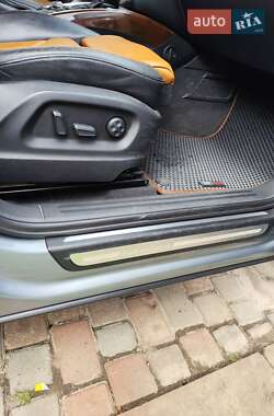 Внедорожник / Кроссовер Audi Q5 2011 в 