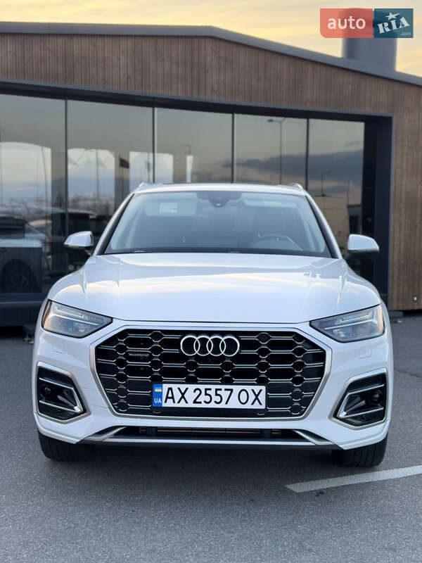 Позашляховик / Кросовер Audi Q5 2022 в Києві