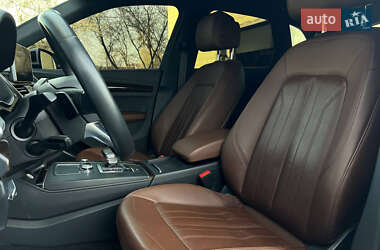 Внедорожник / Кроссовер Audi Q5 2019 в 