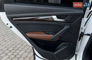 Внедорожник / Кроссовер Audi Q5 2019 в 
