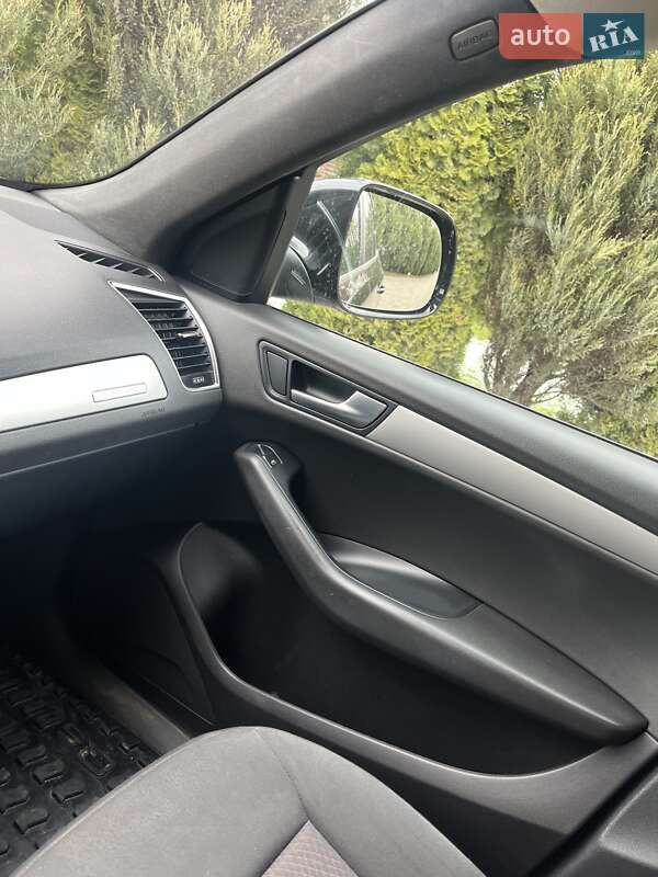 Позашляховик / Кросовер Audi Q5 2010 в Самборі