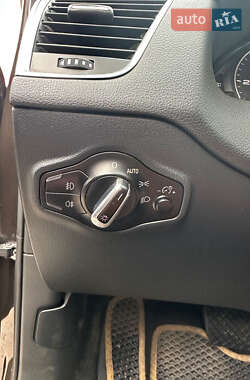 Внедорожник / Кроссовер Audi Q5 2011 в 