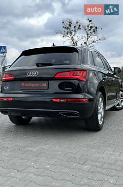 Внедорожник / Кроссовер Audi Q5 2018 в 