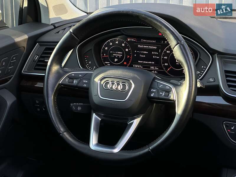 Внедорожник / Кроссовер Audi Q5 2018 в Мукачево