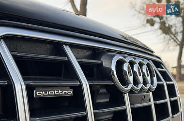 Внедорожник / Кроссовер Audi Q5 2020 в 