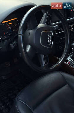 Внедорожник / Кроссовер Audi Q5 2011 в 