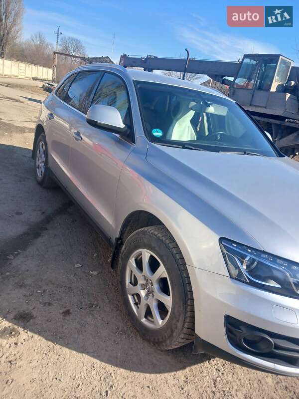 Внедорожник / Кроссовер Audi Q5 2009 в Городке