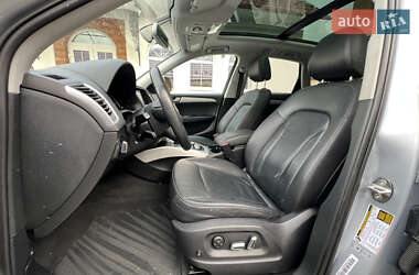 Внедорожник / Кроссовер Audi Q5 2017 в 