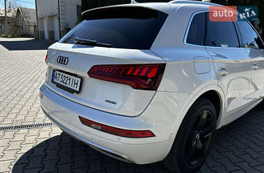 Внедорожник / Кроссовер Audi Q5 2019 в 