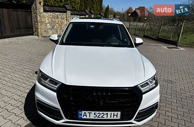Внедорожник / Кроссовер Audi Q5 2019 в 