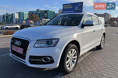 Позашляховик / Кросовер Audi Q5 2016 в 