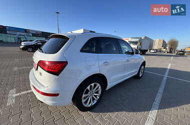 Позашляховик / Кросовер Audi Q5 2016 в 