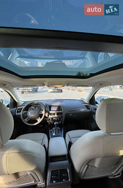 Позашляховик / Кросовер Audi Q5 2016 в 