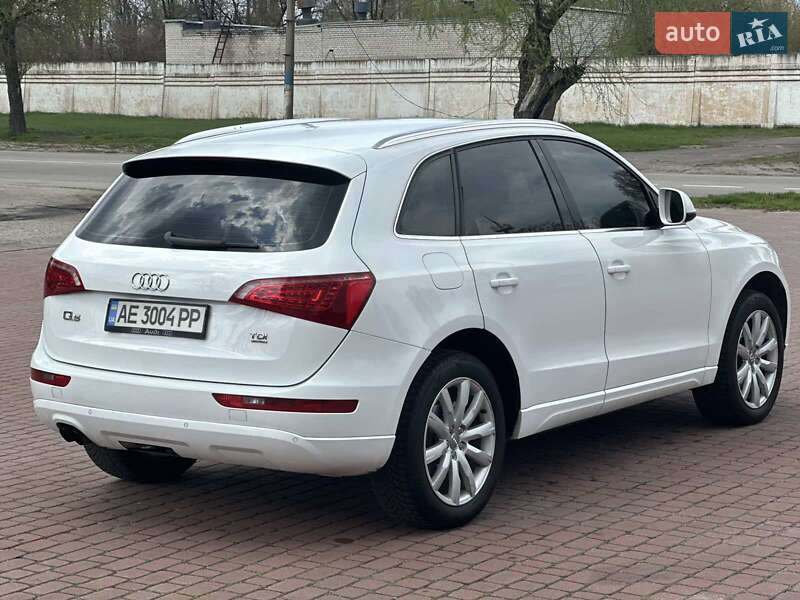 Внедорожник / Кроссовер Audi Q5 2012 в Днепре
