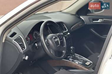 Внедорожник / Кроссовер Audi Q5 2012 в 