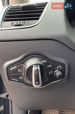 Позашляховик / Кросовер Audi Q5 2011 в 