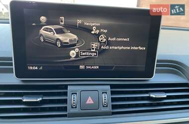 Позашляховик / Кросовер Audi Q5 2018 в 
