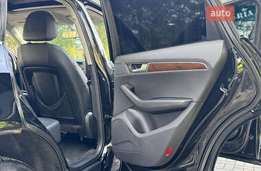 Позашляховик / Кросовер Audi Q5 2010 в 