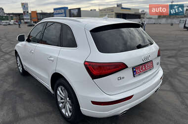 Позашляховик / Кросовер Audi Q5 2016 в 