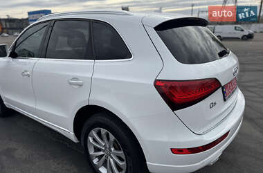 Позашляховик / Кросовер Audi Q5 2016 в 