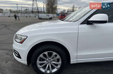 Позашляховик / Кросовер Audi Q5 2016 в 