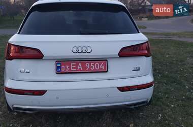Внедорожник / Кроссовер Audi Q5 2017 в 