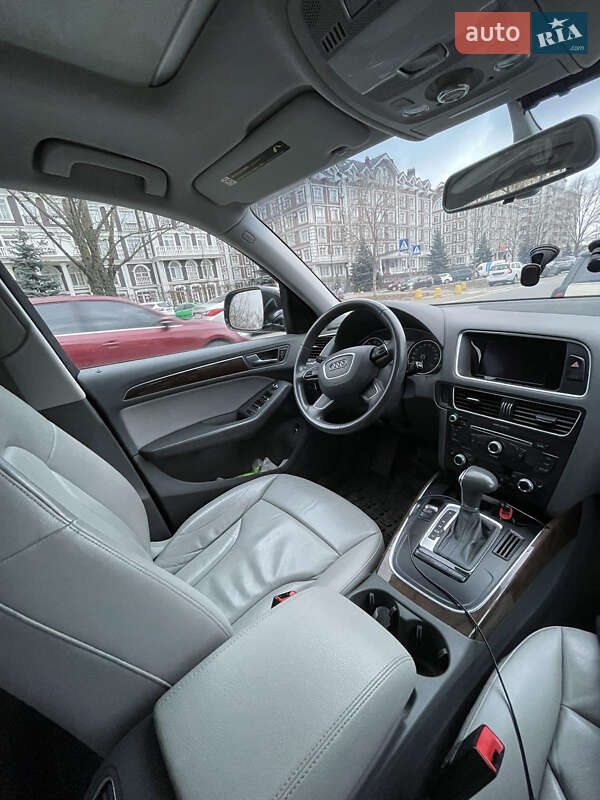 Внедорожник / Кроссовер Audi Q5 2016 в Киеве