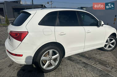 Внедорожник / Кроссовер Audi Q5 2012 в 