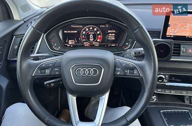 Внедорожник / Кроссовер Audi Q5 2018 в 